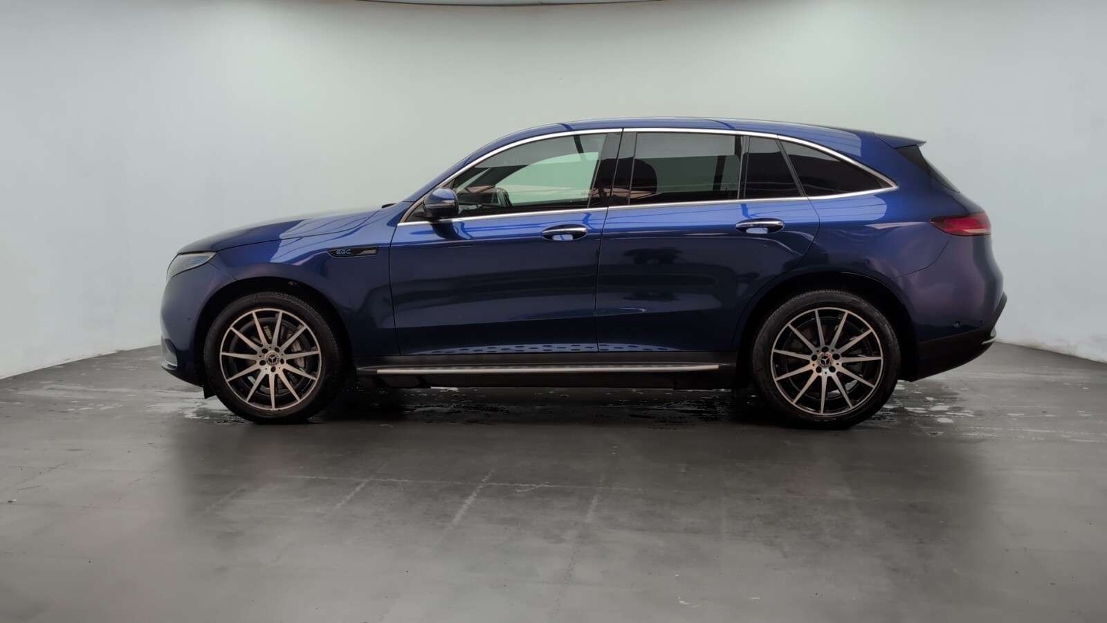 2021 MERCEDES-BENZ EQC 2021 MERCEDES-BENZ EQC