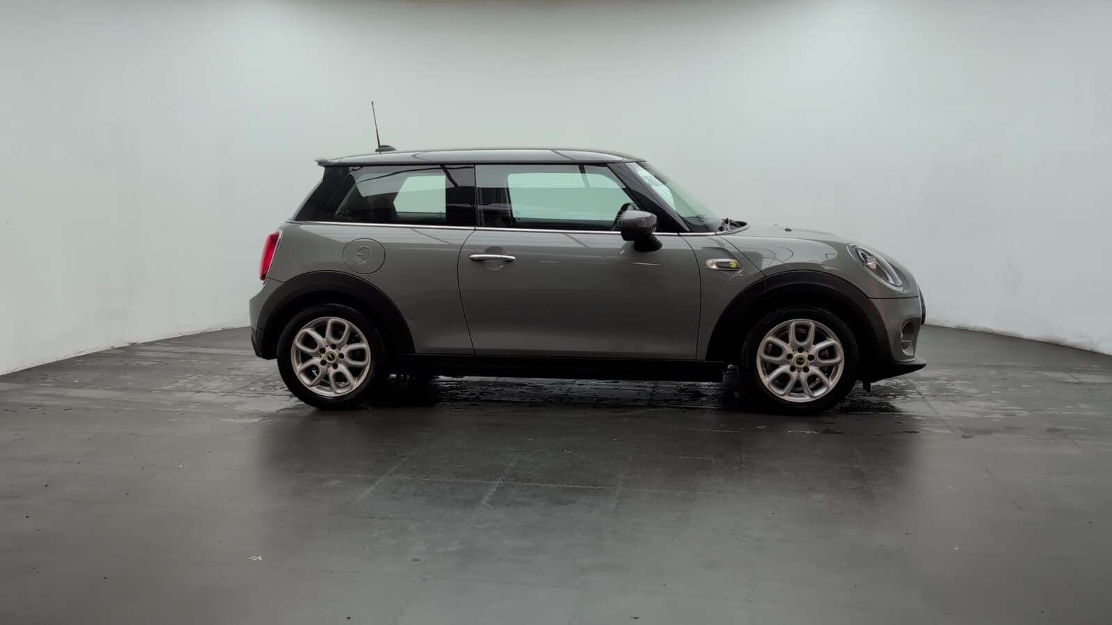 2020 MINI ELECTRIC HATCH 2020 MINI ELECTRIC HATCH