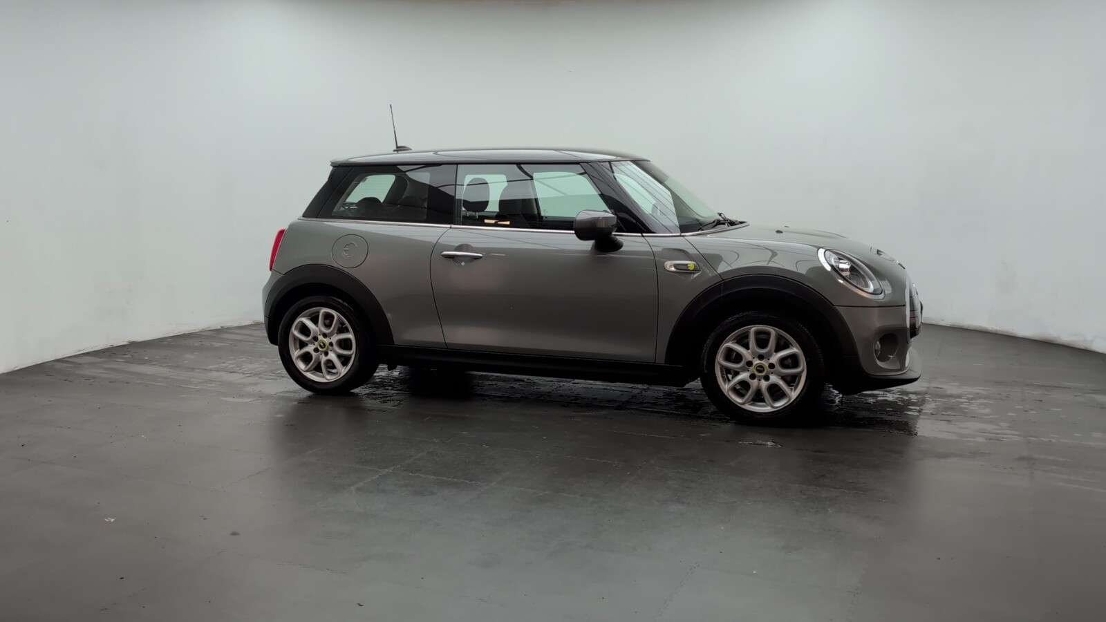 2020 MINI ELECTRIC HATCH 2020 MINI ELECTRIC HATCH