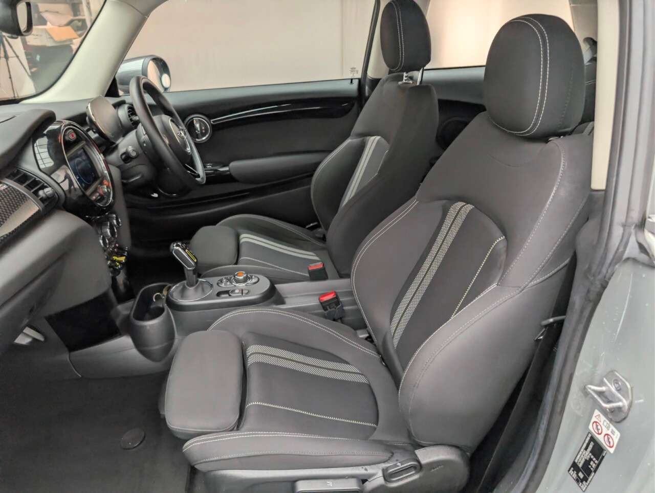 2020 MINI ELECTRIC HATCH 2020 MINI ELECTRIC HATCH