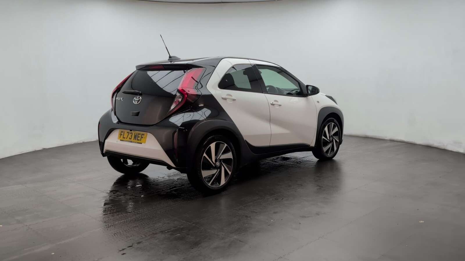 2023 TOYOTA AYGO X 2023 TOYOTA AYGO X