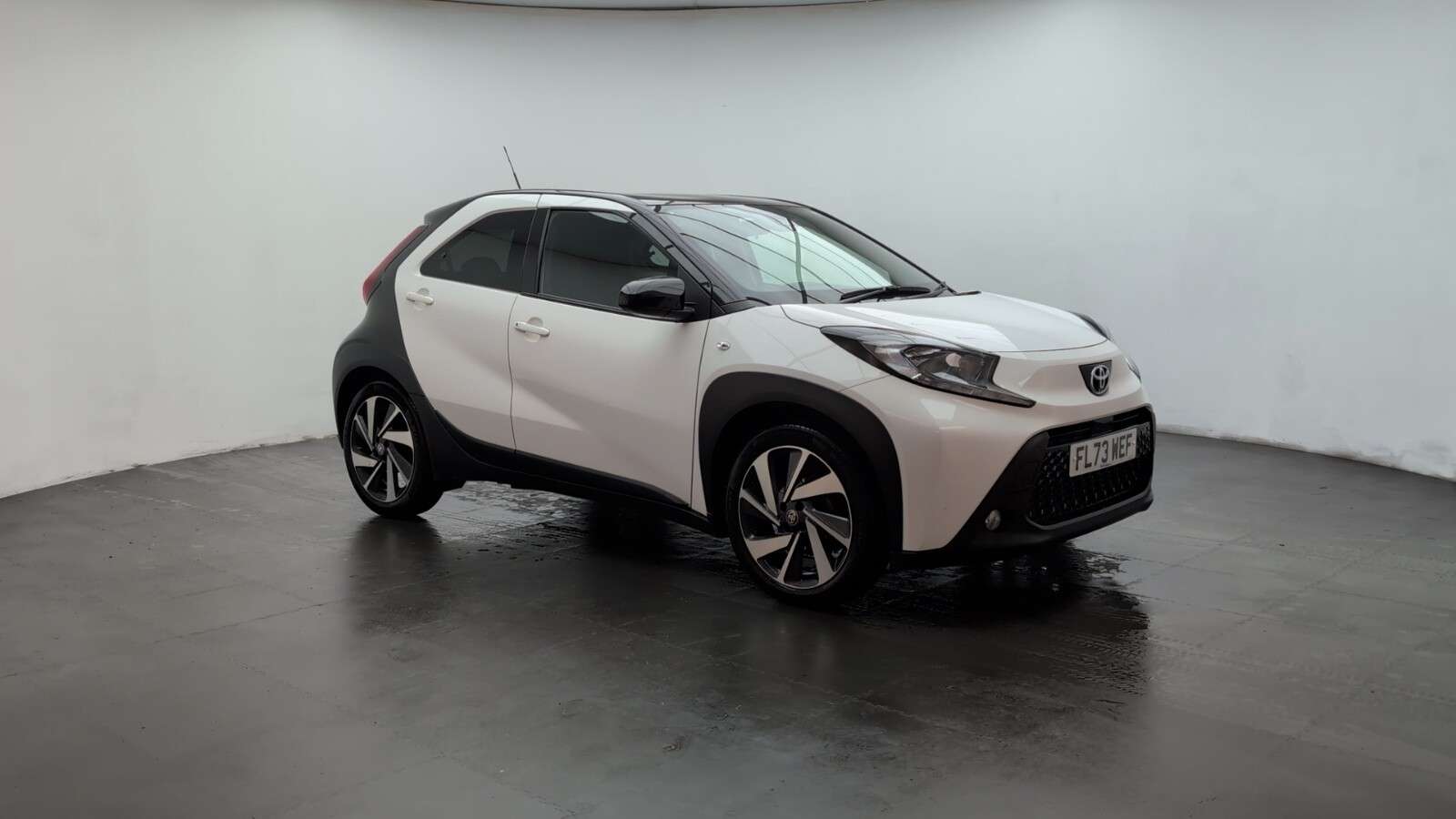 2023 TOYOTA AYGO X 2023 TOYOTA AYGO X