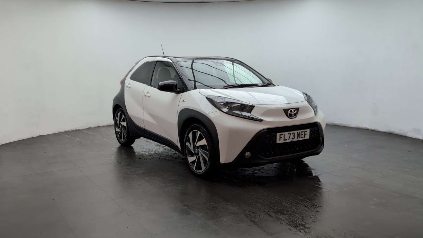 2023 TOYOTA AYGO X 2023 TOYOTA AYGO X