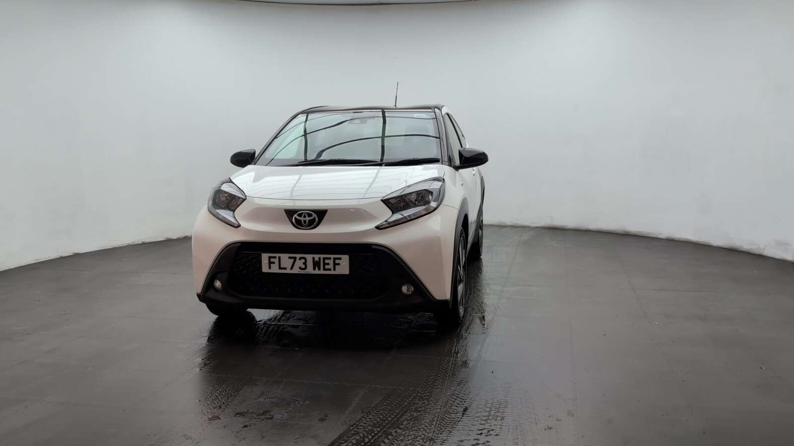 2023 TOYOTA AYGO X 2023 TOYOTA AYGO X