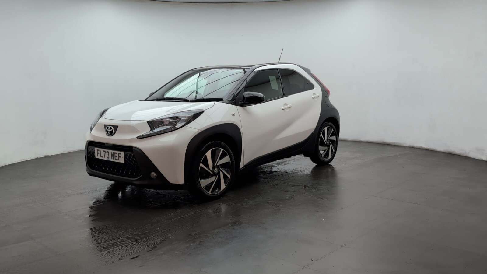 2023 TOYOTA AYGO X 2023 TOYOTA AYGO X