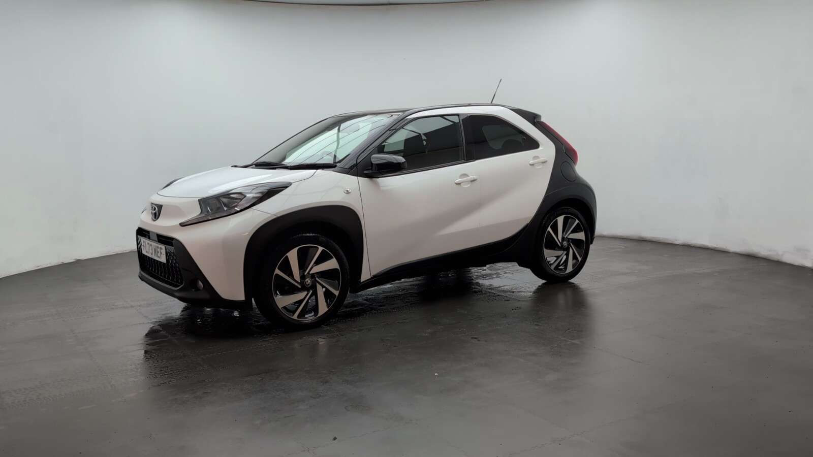 2023 TOYOTA AYGO X 2023 TOYOTA AYGO X