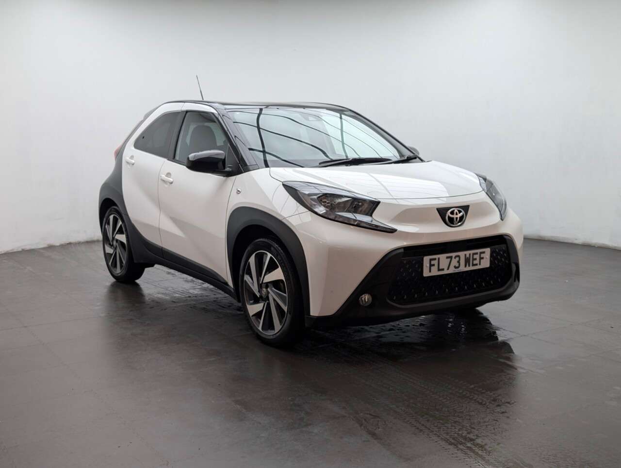 2023 TOYOTA AYGO X 2023 TOYOTA AYGO X
