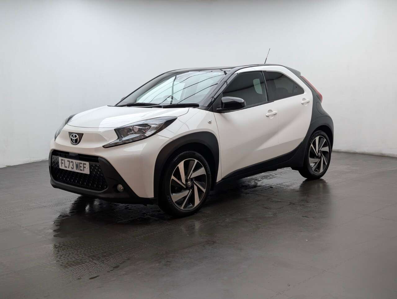 2023 TOYOTA AYGO X 2023 TOYOTA AYGO X