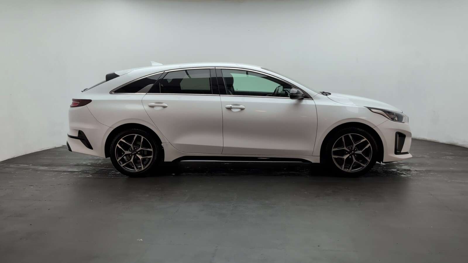 2020 KIA PROCEED 2020 KIA PROCEED