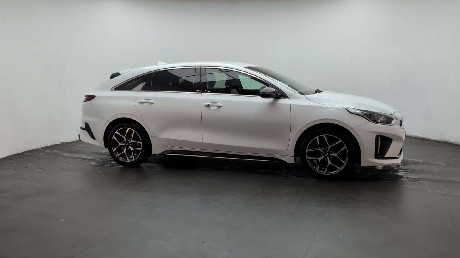 2020 KIA PROCEED 2020 KIA PROCEED