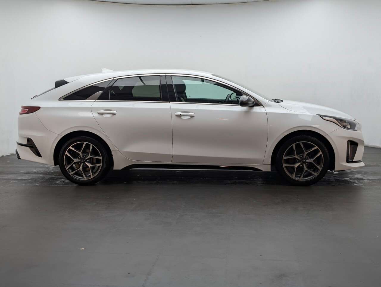 2020 KIA PROCEED 2020 KIA PROCEED