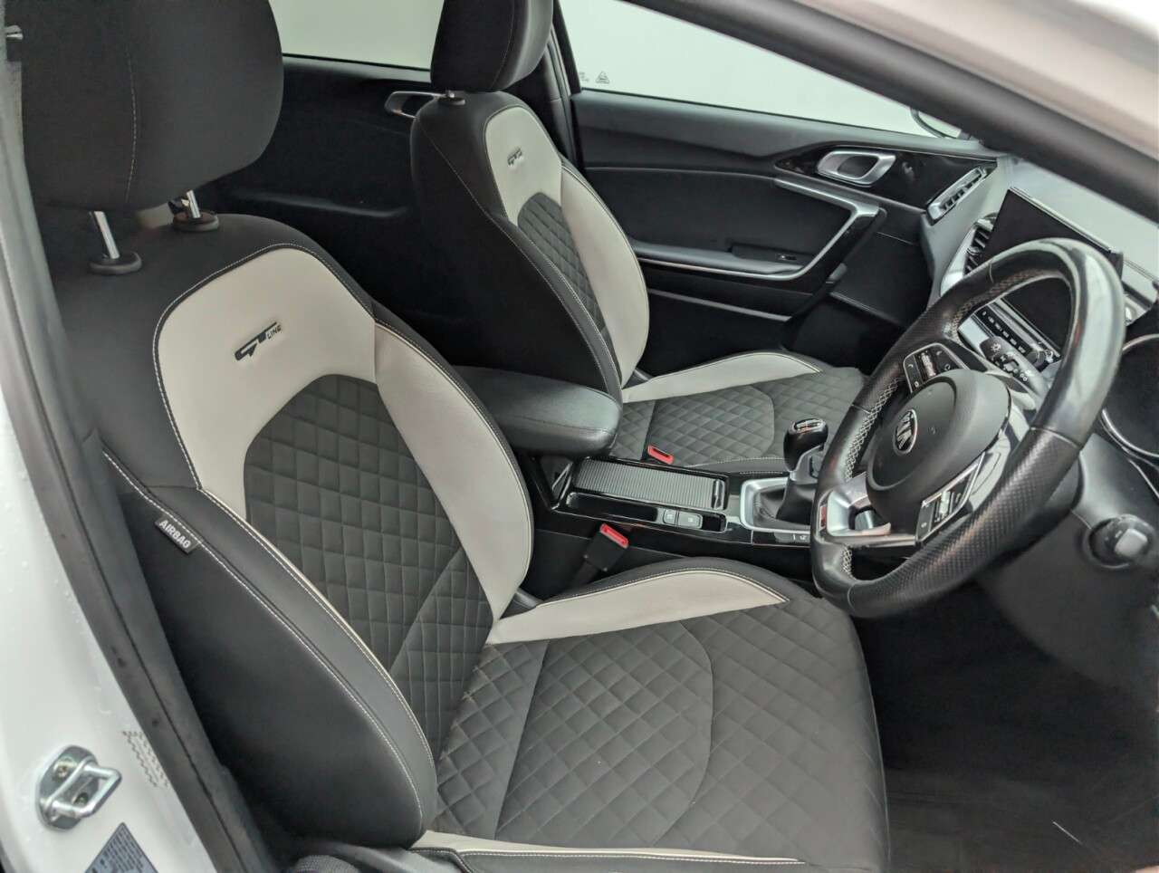 2020 KIA PROCEED 2020 KIA PROCEED