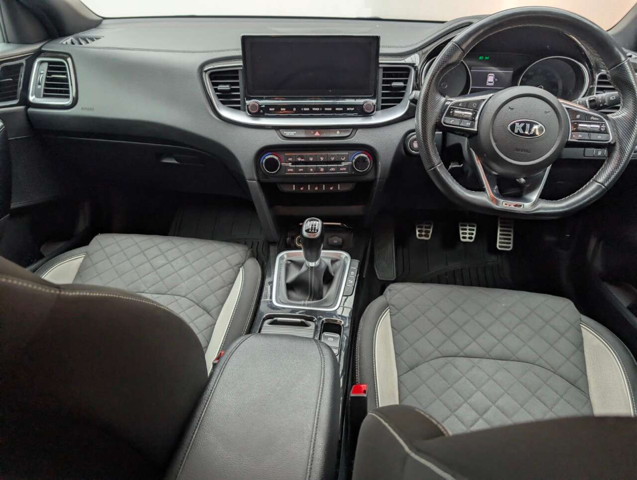 2020 KIA PROCEED 2020 KIA PROCEED