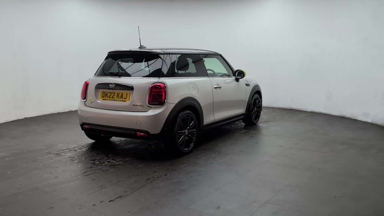 2022 MINI ELECTRIC HATCH 2022 MINI ELECTRIC HATCH