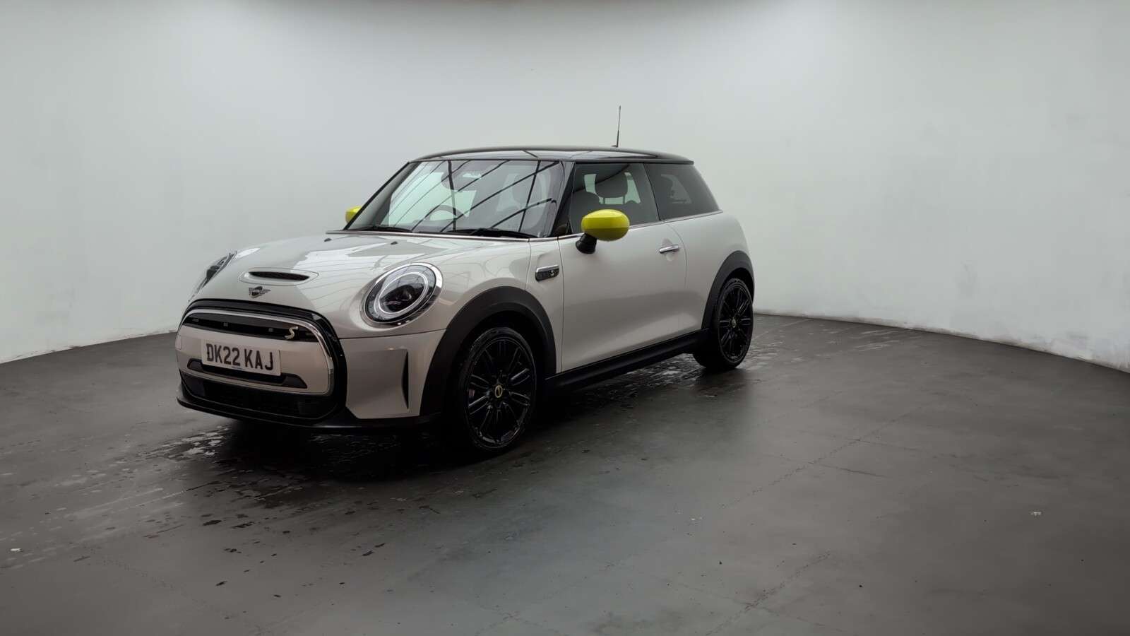 2022 MINI ELECTRIC HATCH 2022 MINI ELECTRIC HATCH