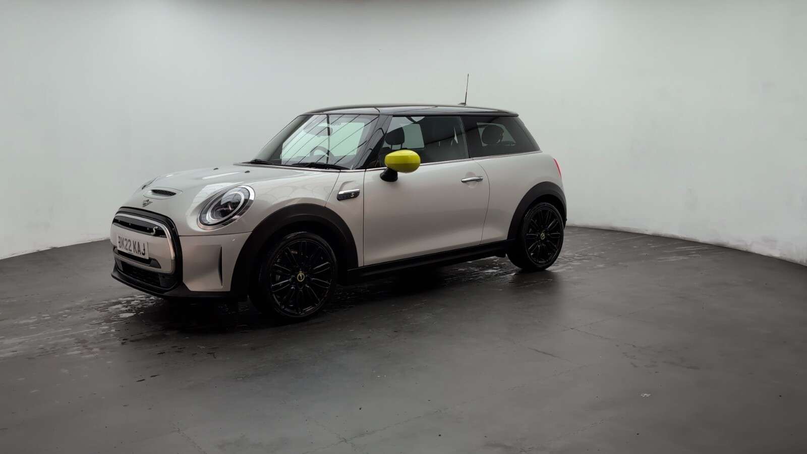 2022 MINI ELECTRIC HATCH 2022 MINI ELECTRIC HATCH