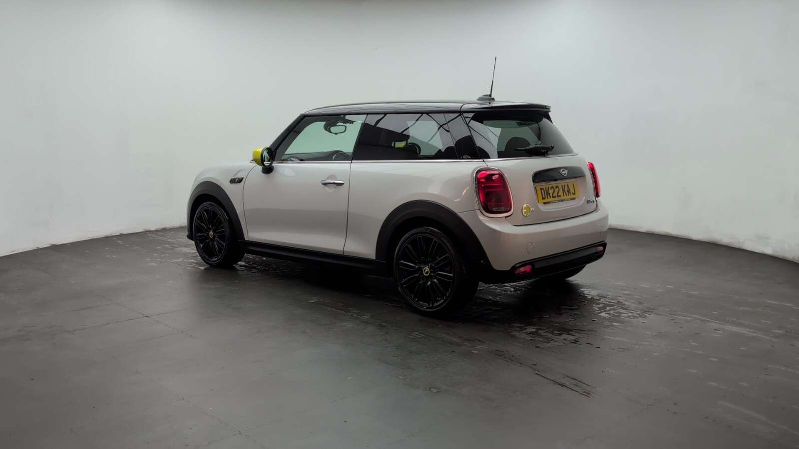 2022 MINI ELECTRIC HATCH 2022 MINI ELECTRIC HATCH