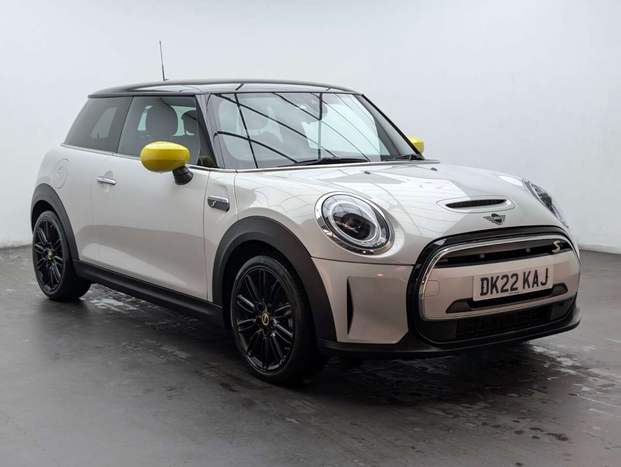 2022 MINI ELECTRIC HATCH 2022 MINI ELECTRIC HATCH