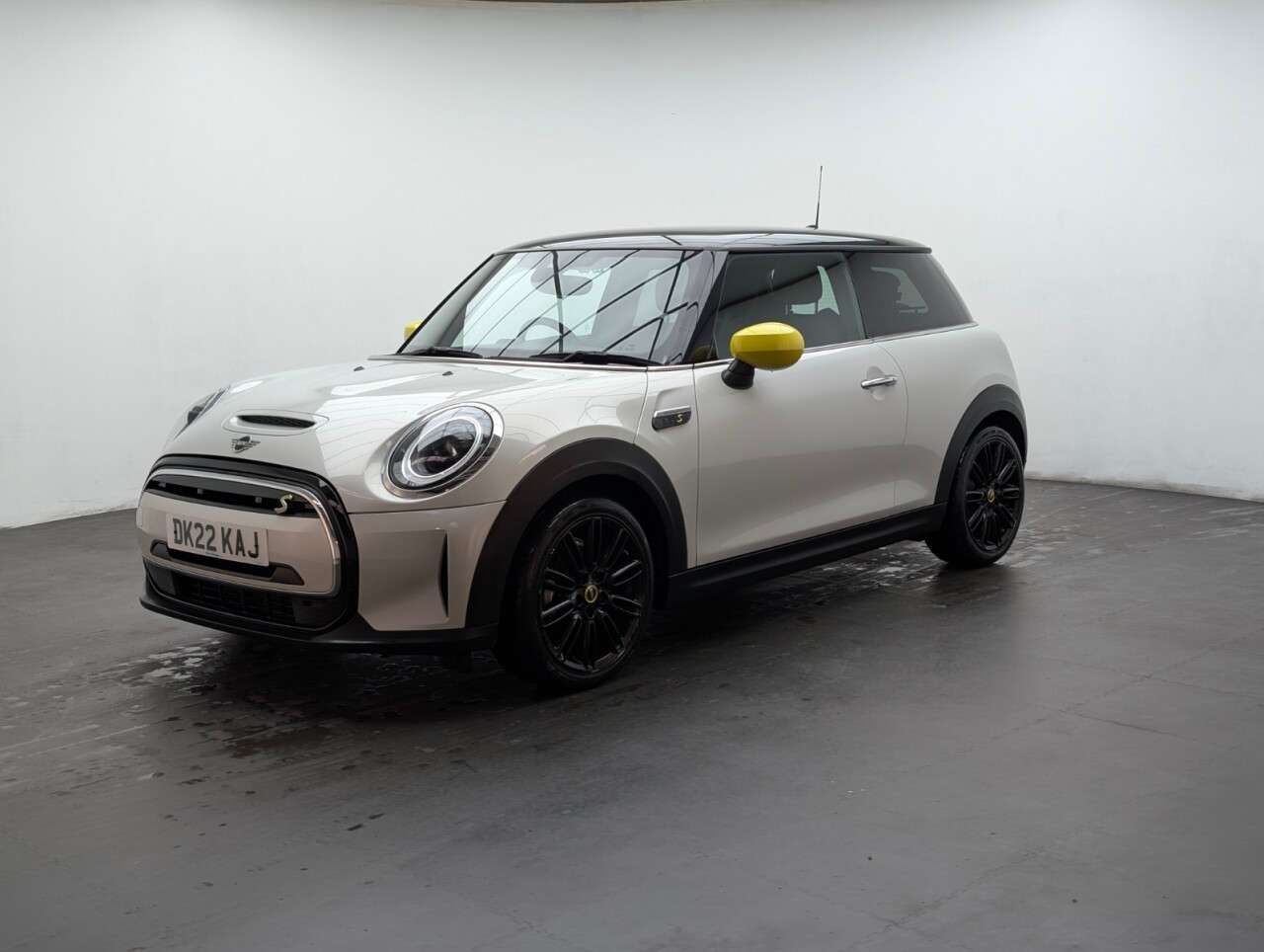 2022 MINI ELECTRIC HATCH 2022 MINI ELECTRIC HATCH