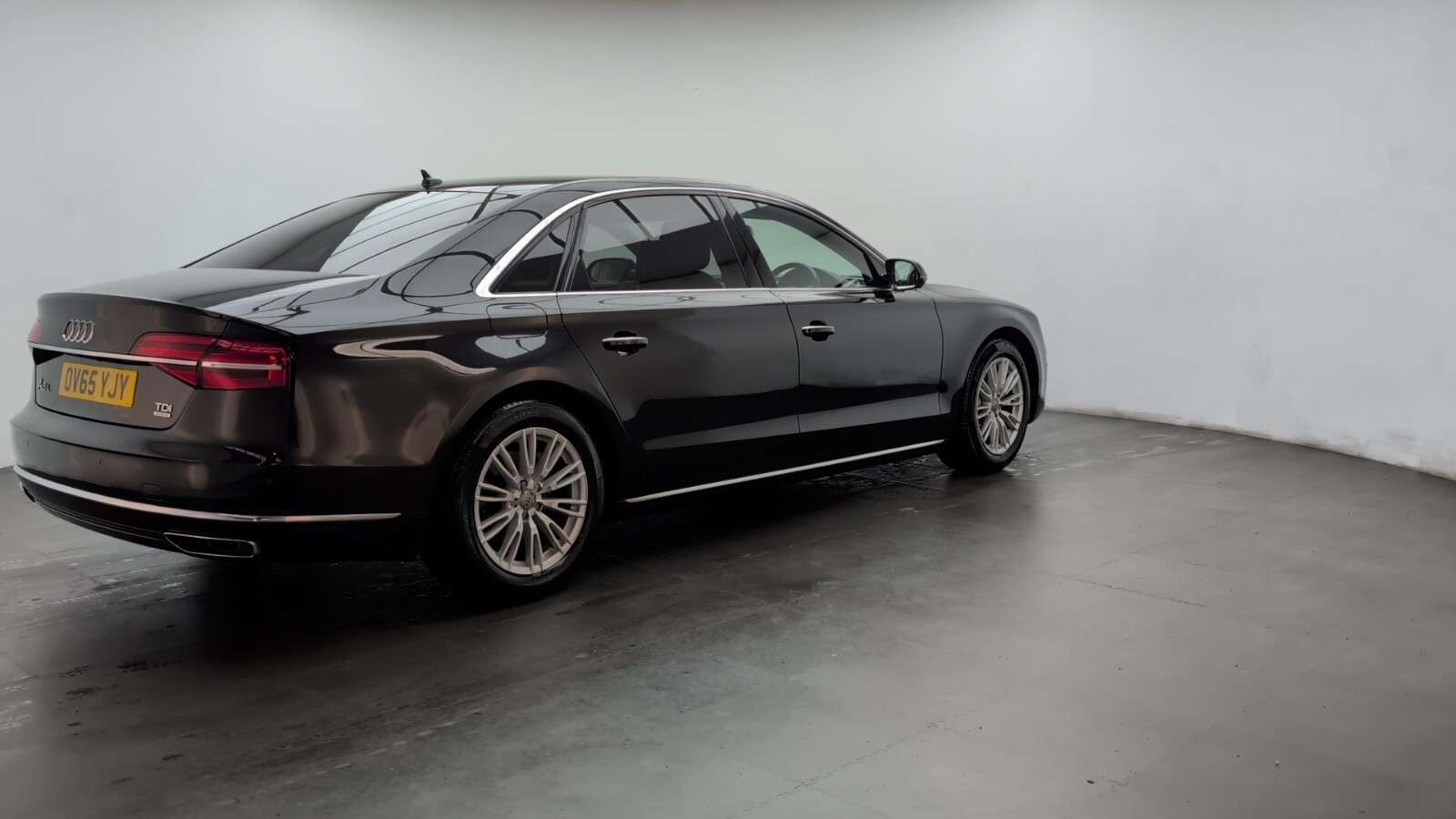 2015 AUDI A8 2015 AUDI A8