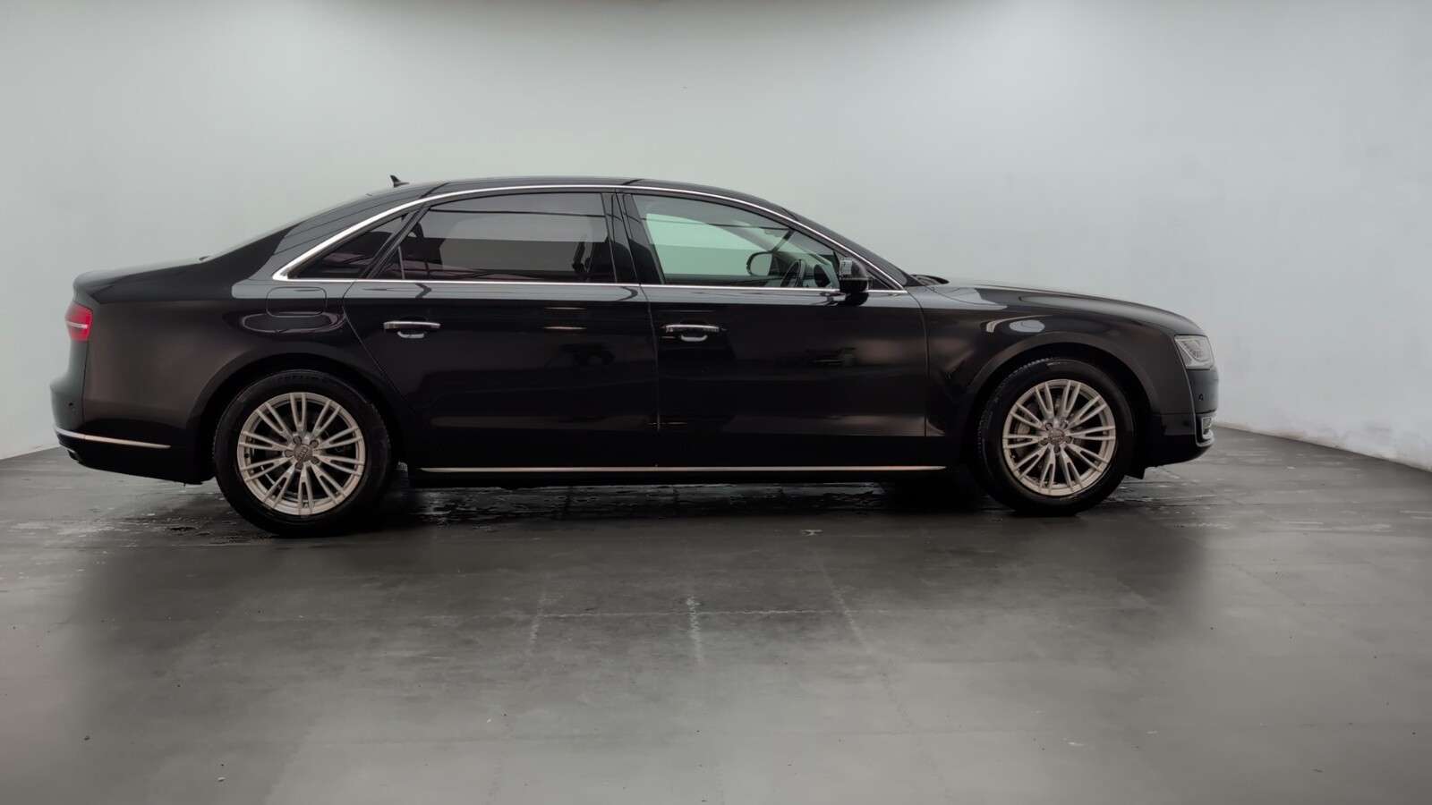 2015 AUDI A8 2015 AUDI A8
