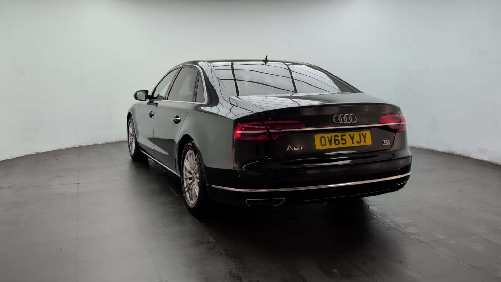 2015 AUDI A8 2015 AUDI A8