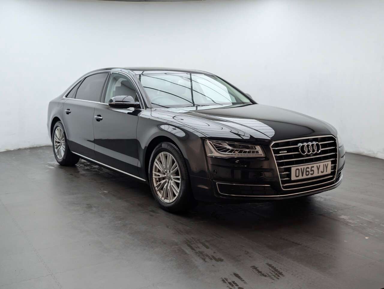 2015 AUDI A8 2015 AUDI A8