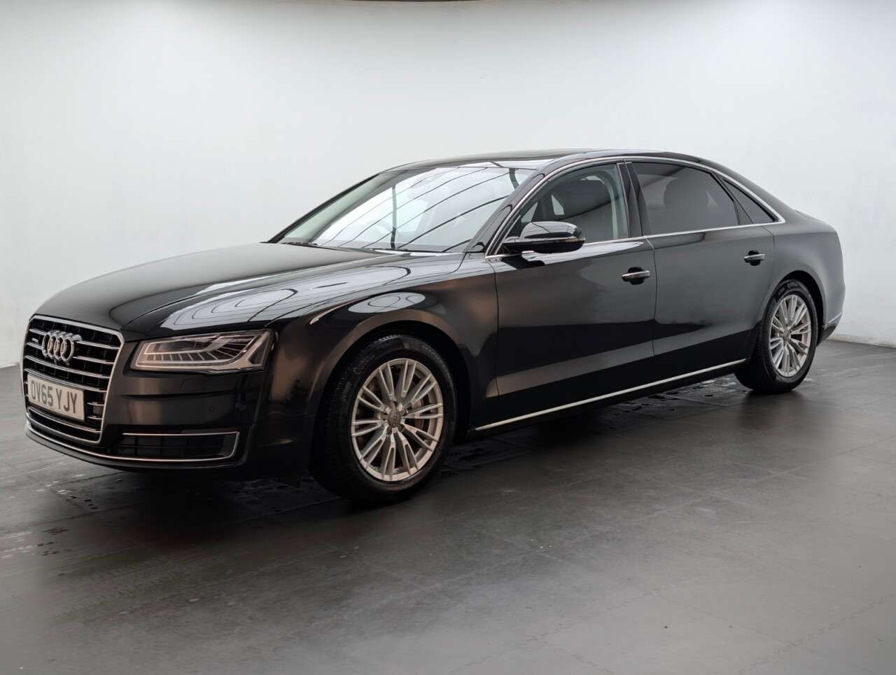 2015 AUDI A8 2015 AUDI A8