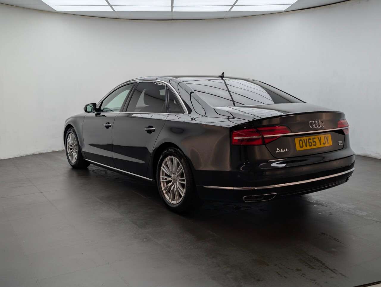 2015 AUDI A8 2015 AUDI A8