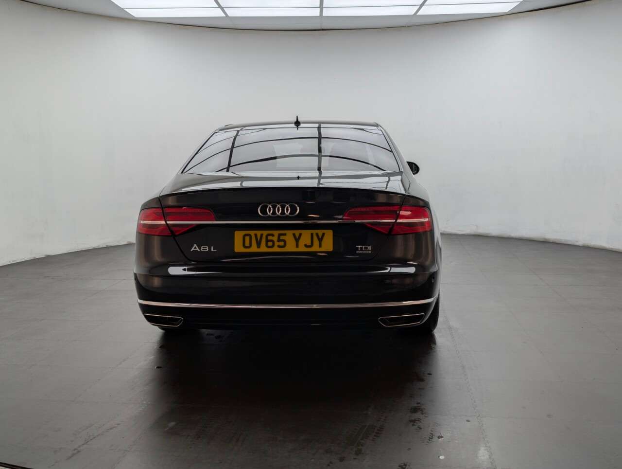 2015 AUDI A8 2015 AUDI A8