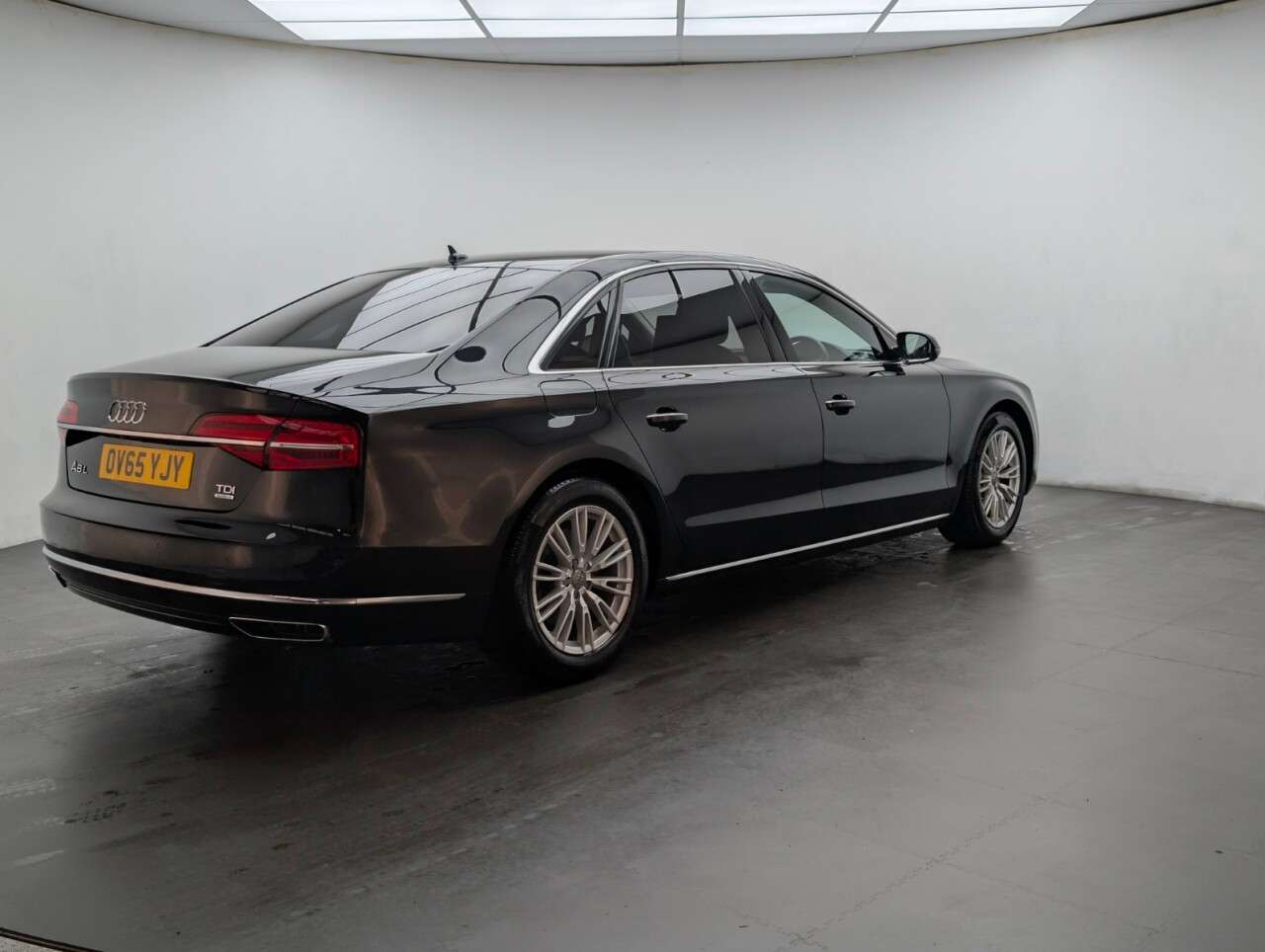 2015 AUDI A8 2015 AUDI A8