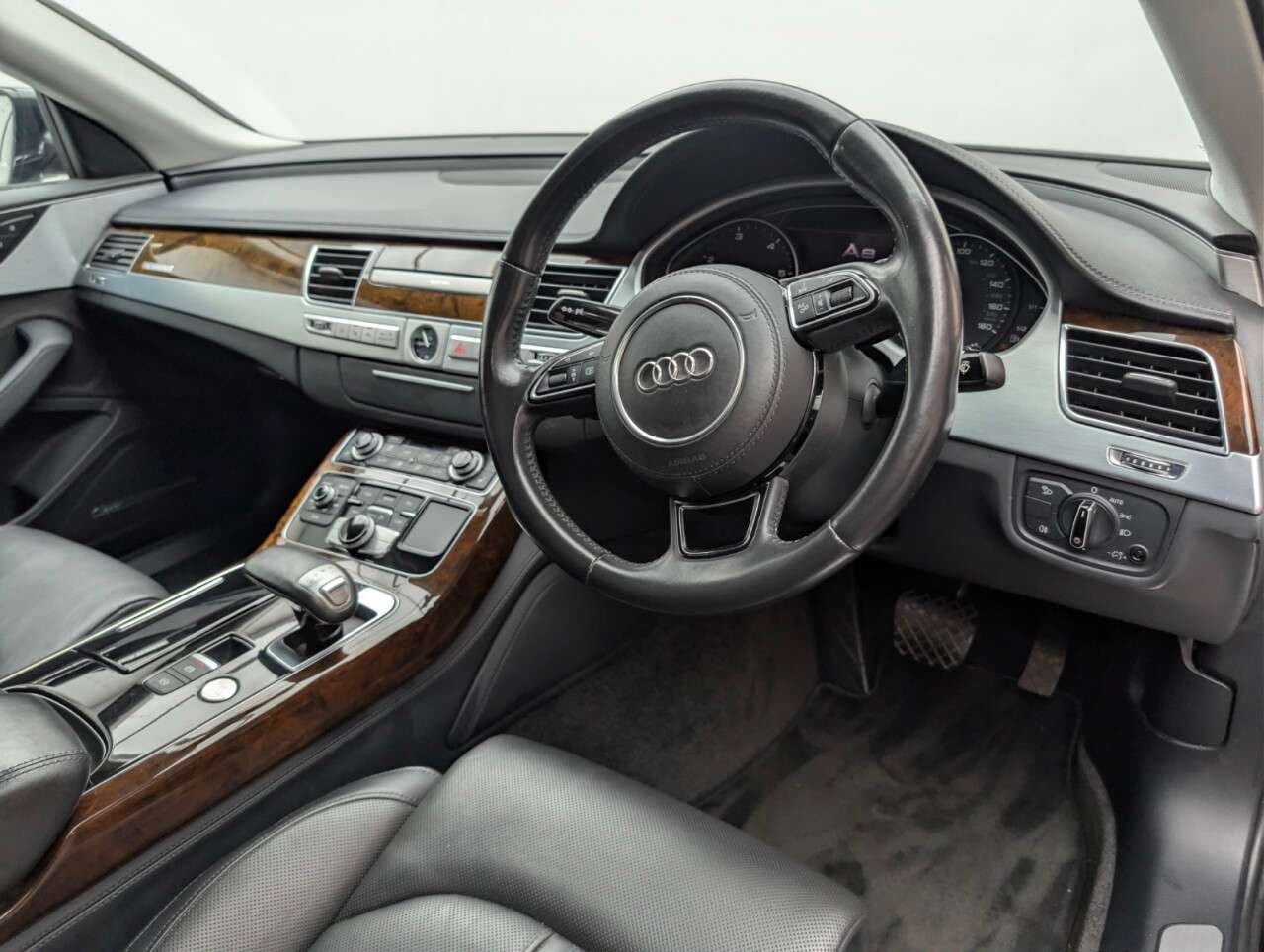 2015 AUDI A8 2015 AUDI A8