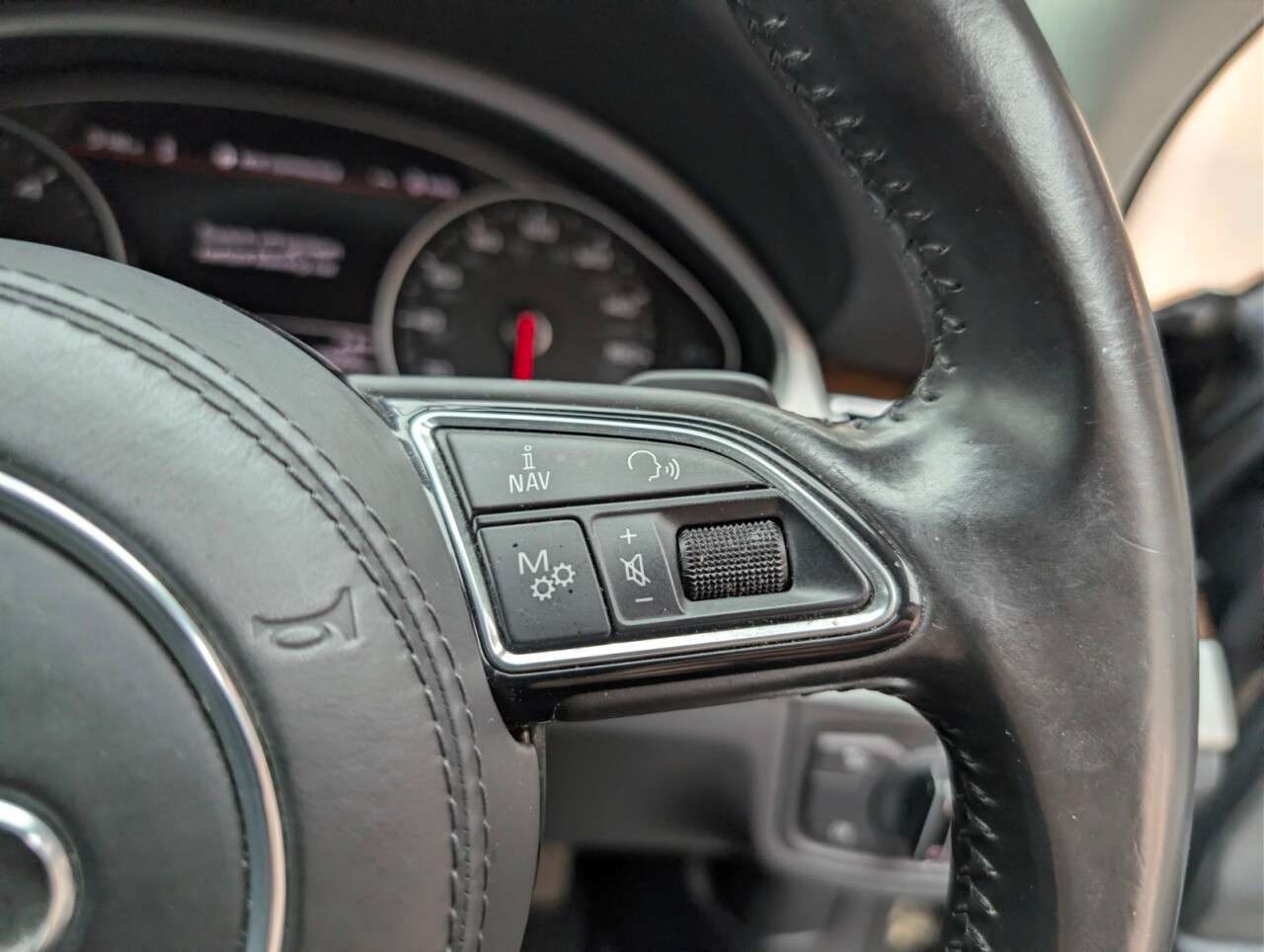 2015 AUDI A8 2015 AUDI A8