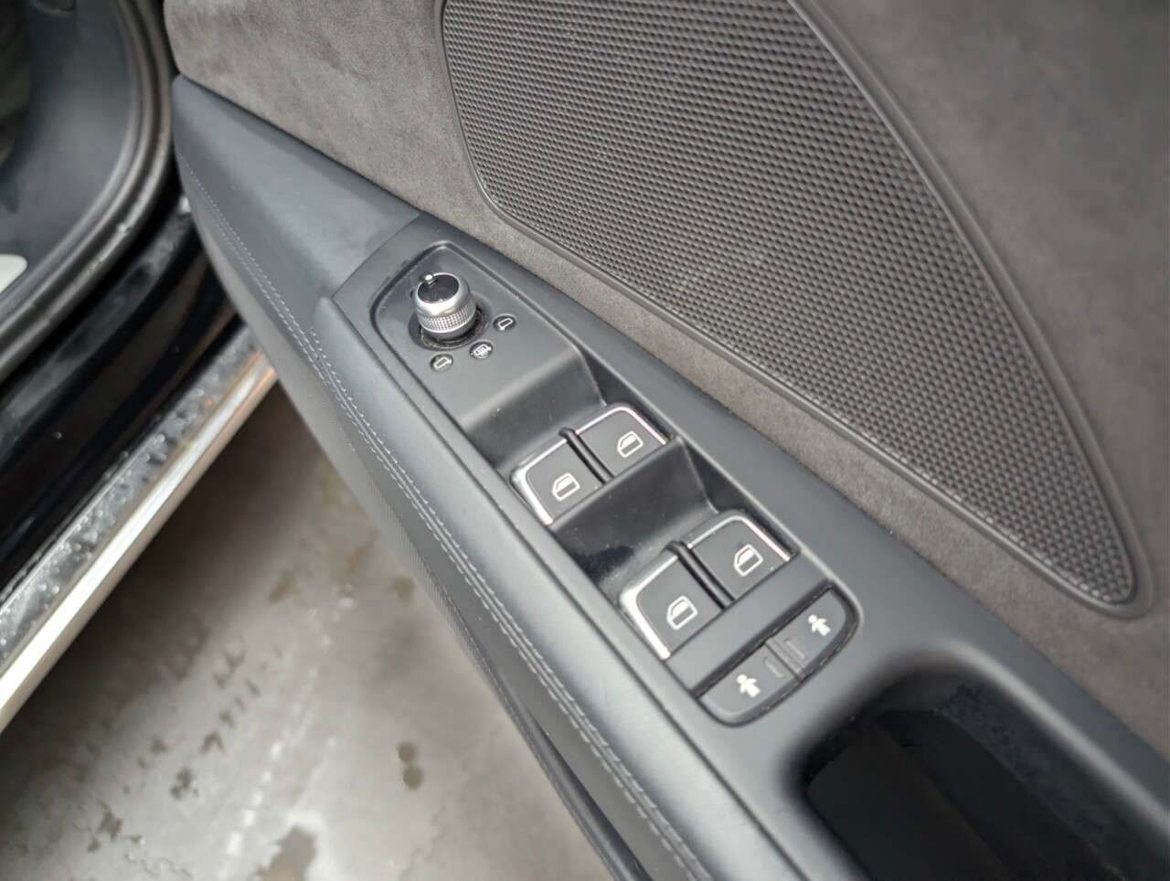 2015 AUDI A8 2015 AUDI A8