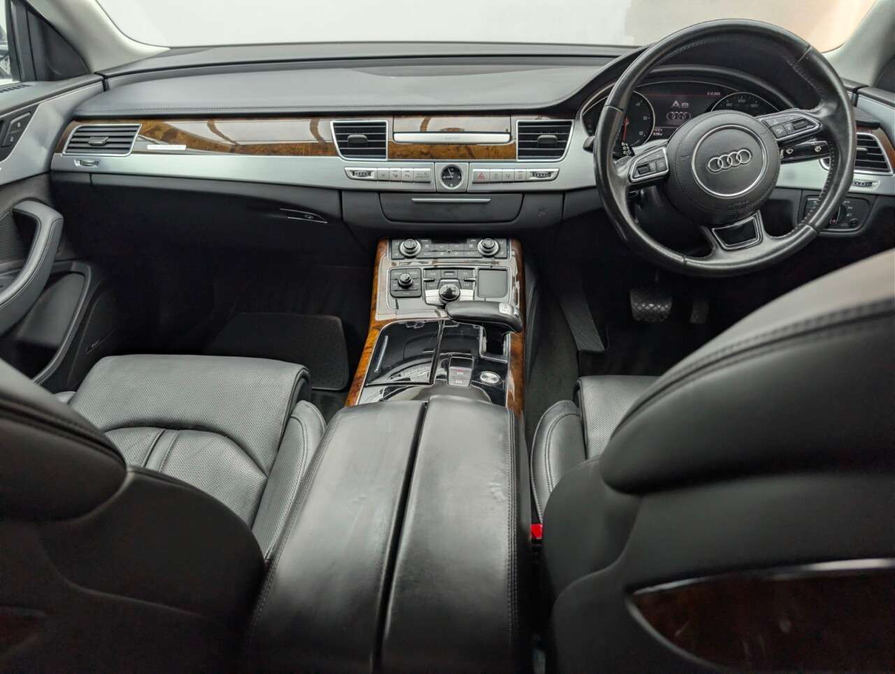 2015 AUDI A8 2015 AUDI A8