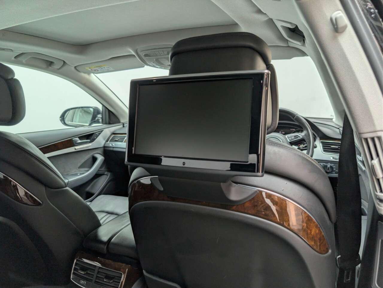 2015 AUDI A8 2015 AUDI A8