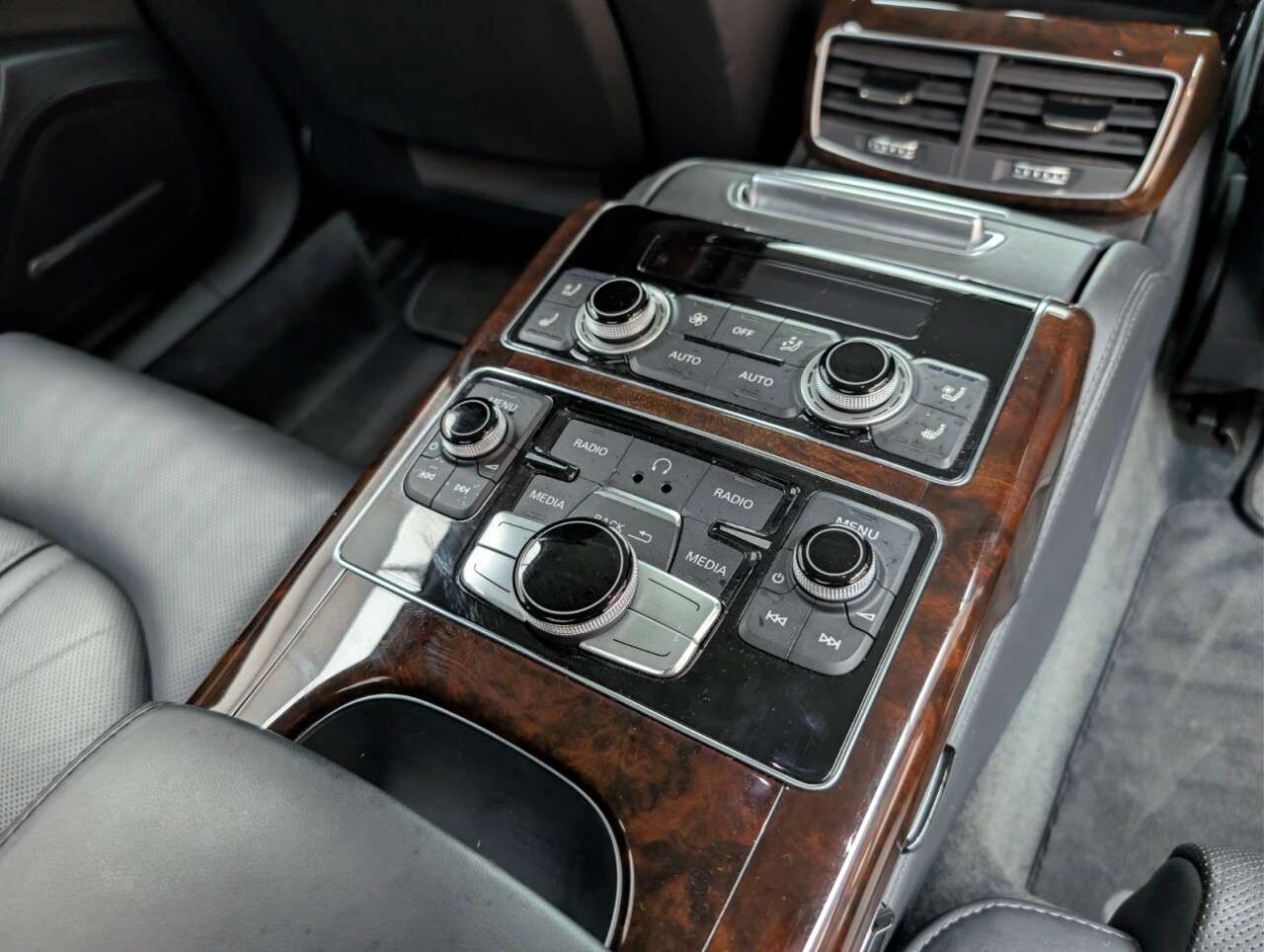 2015 AUDI A8 2015 AUDI A8