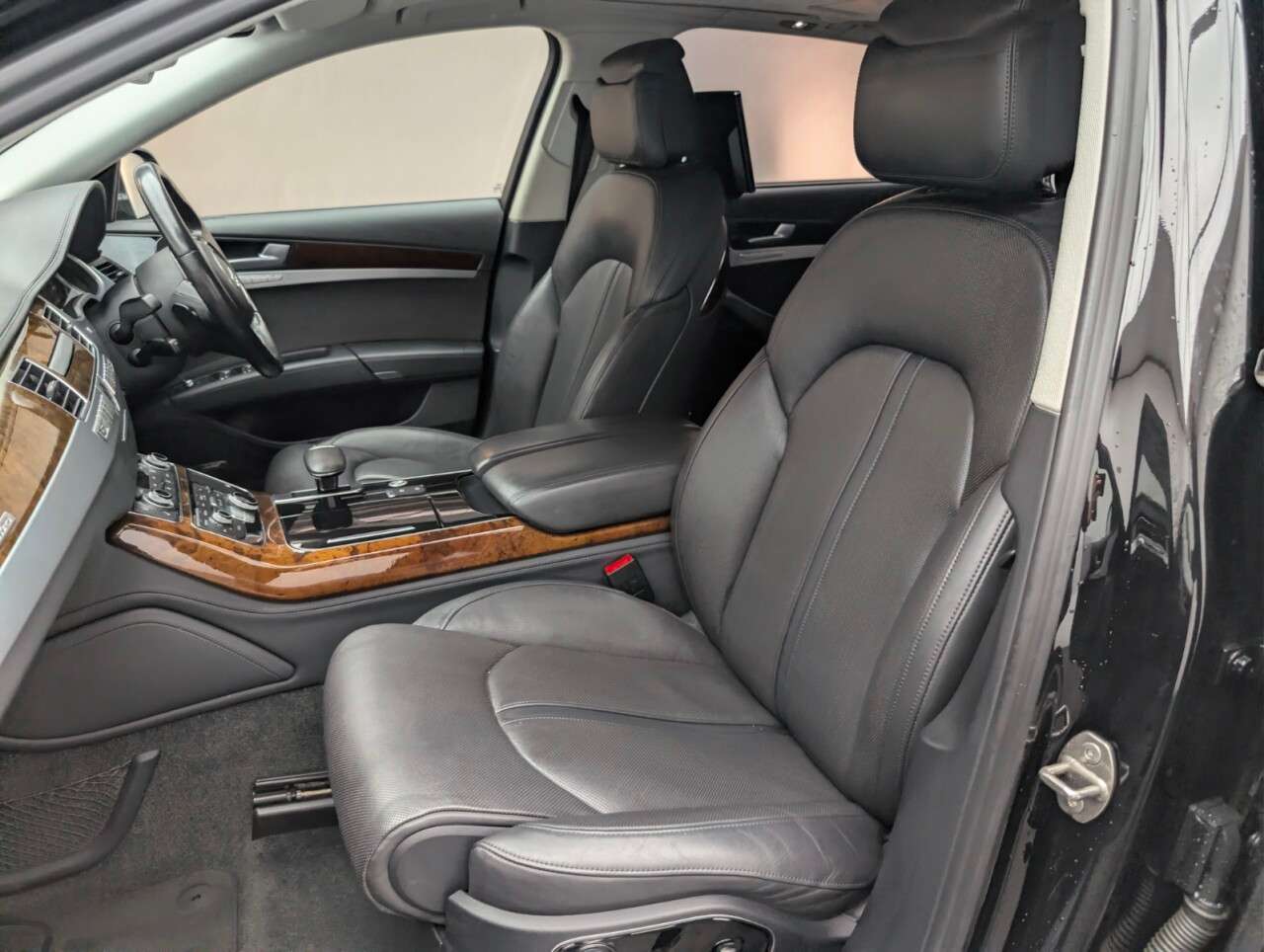 2015 AUDI A8 2015 AUDI A8