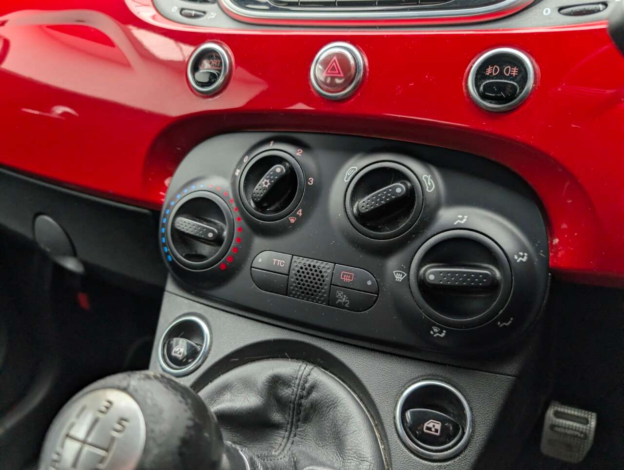 2018 ABARTH 595 2018 ABARTH 595