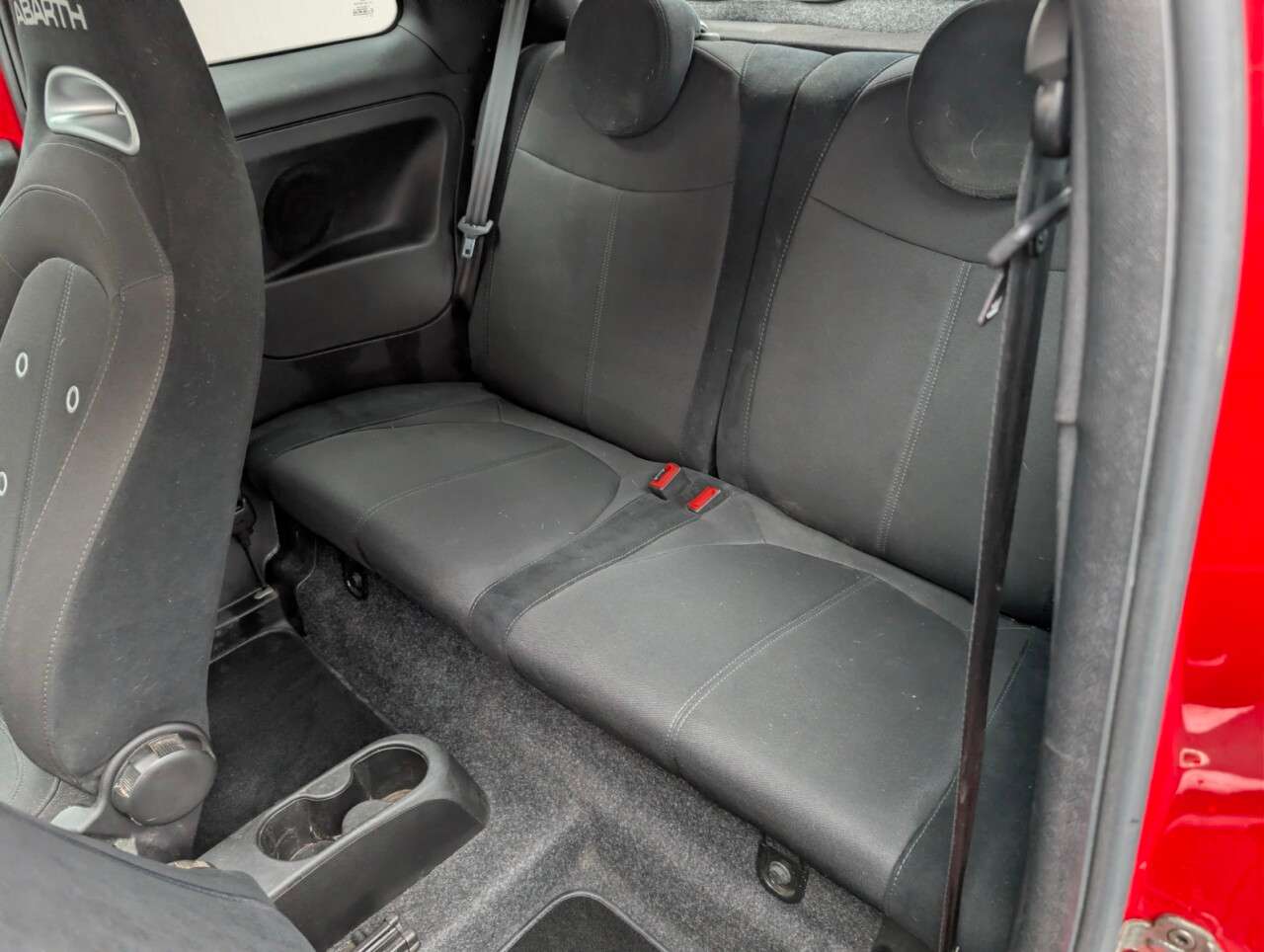 2018 ABARTH 595 2018 ABARTH 595