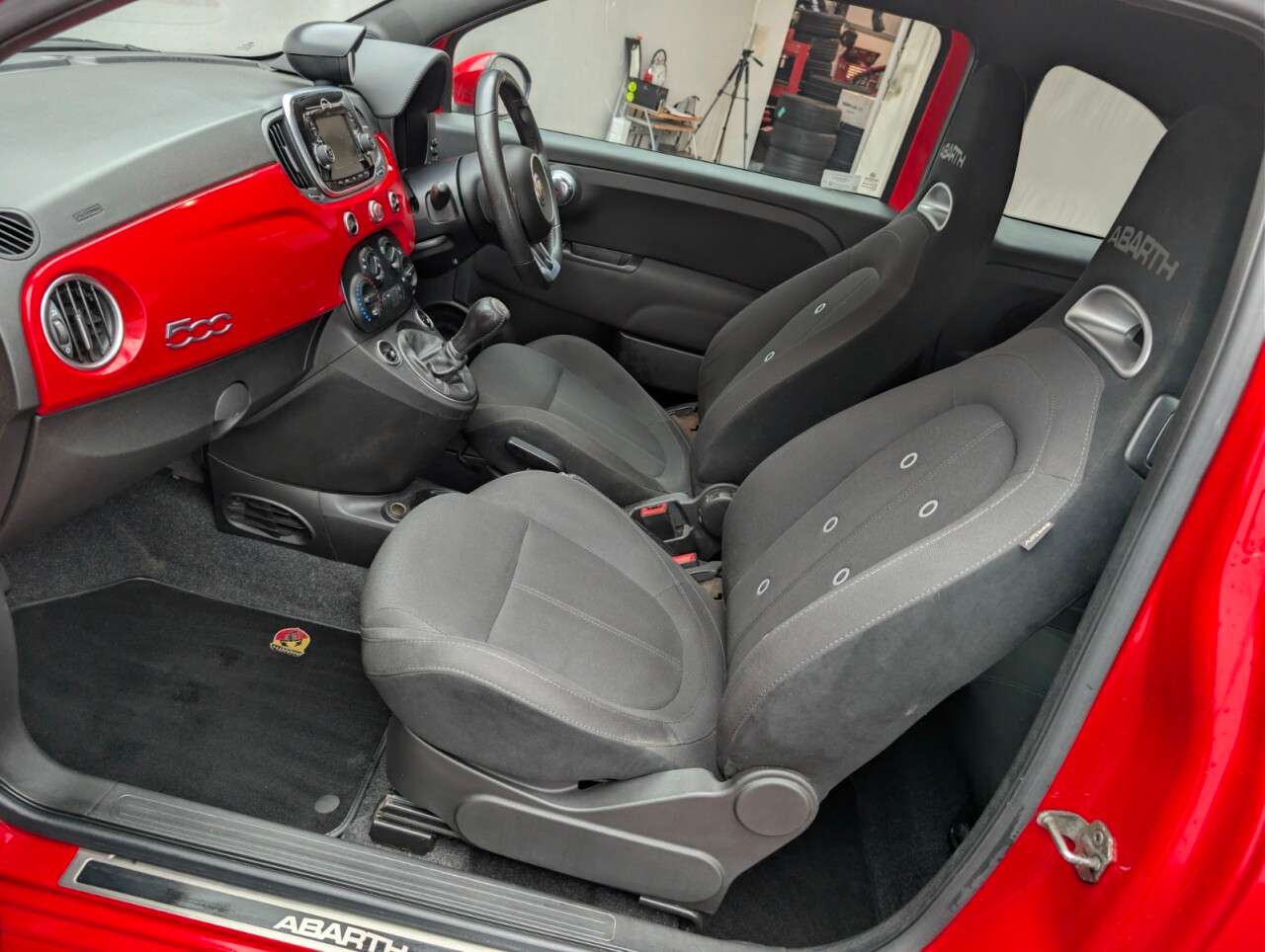 2018 ABARTH 595 2018 ABARTH 595