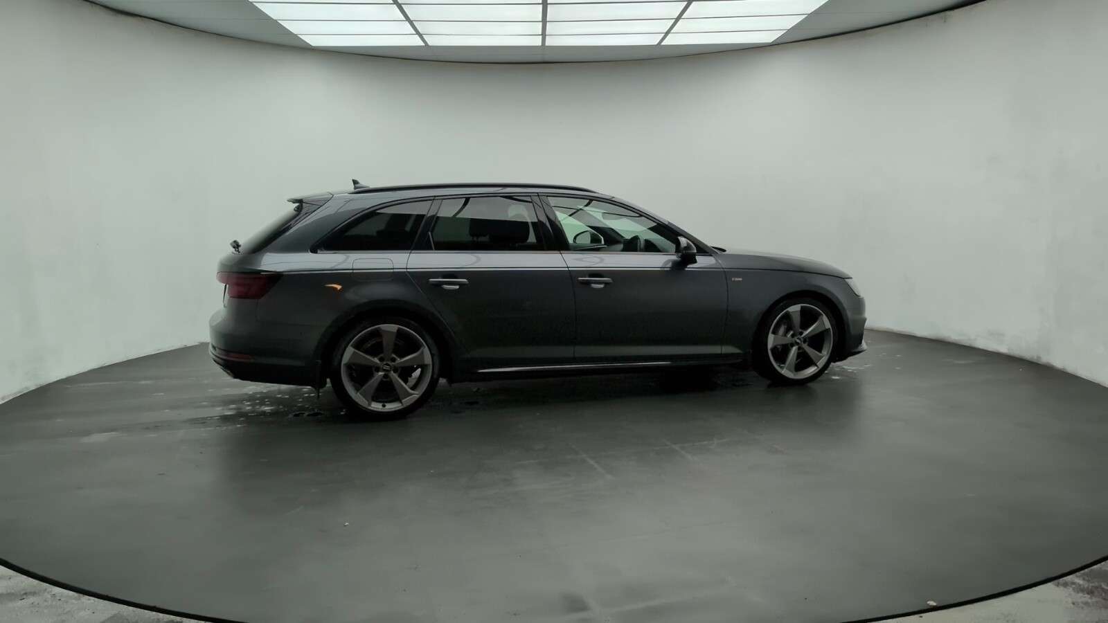 2019 AUDI A4 AVANT 2019 AUDI A4 AVANT