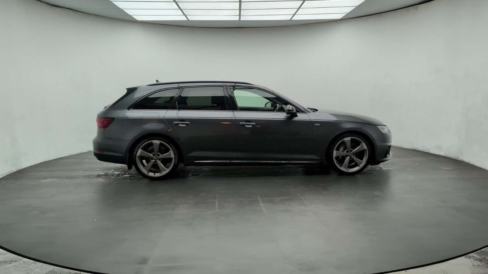 2019 AUDI A4 AVANT 2019 AUDI A4 AVANT