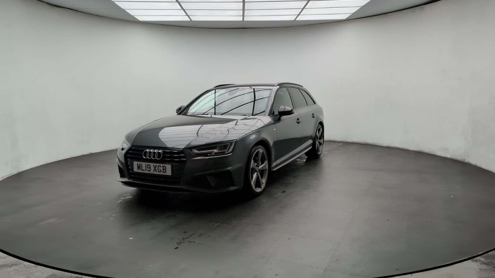 2019 AUDI A4 AVANT 2019 AUDI A4 AVANT