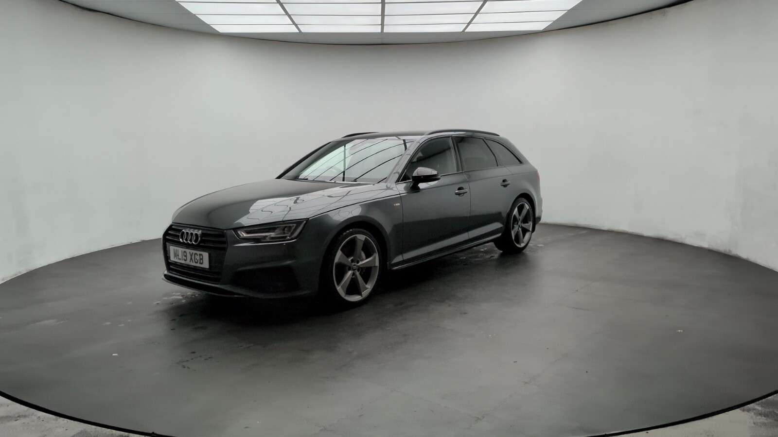 2019 AUDI A4 AVANT 2019 AUDI A4 AVANT