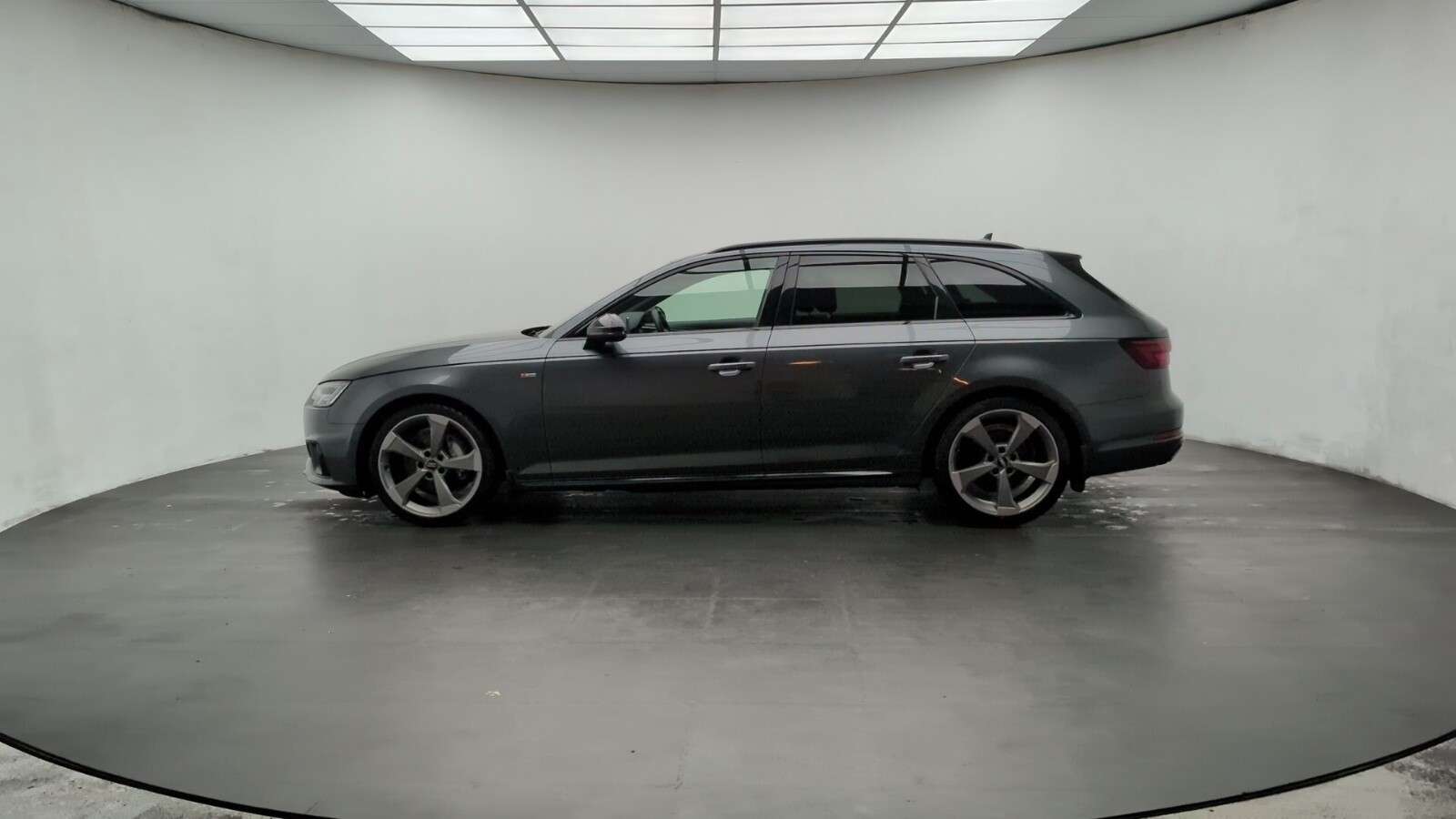 2019 AUDI A4 AVANT 2019 AUDI A4 AVANT