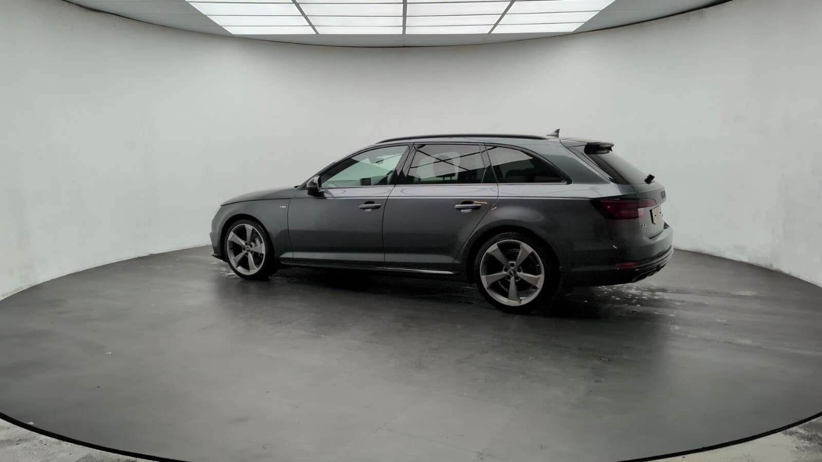 2019 AUDI A4 AVANT 2019 AUDI A4 AVANT