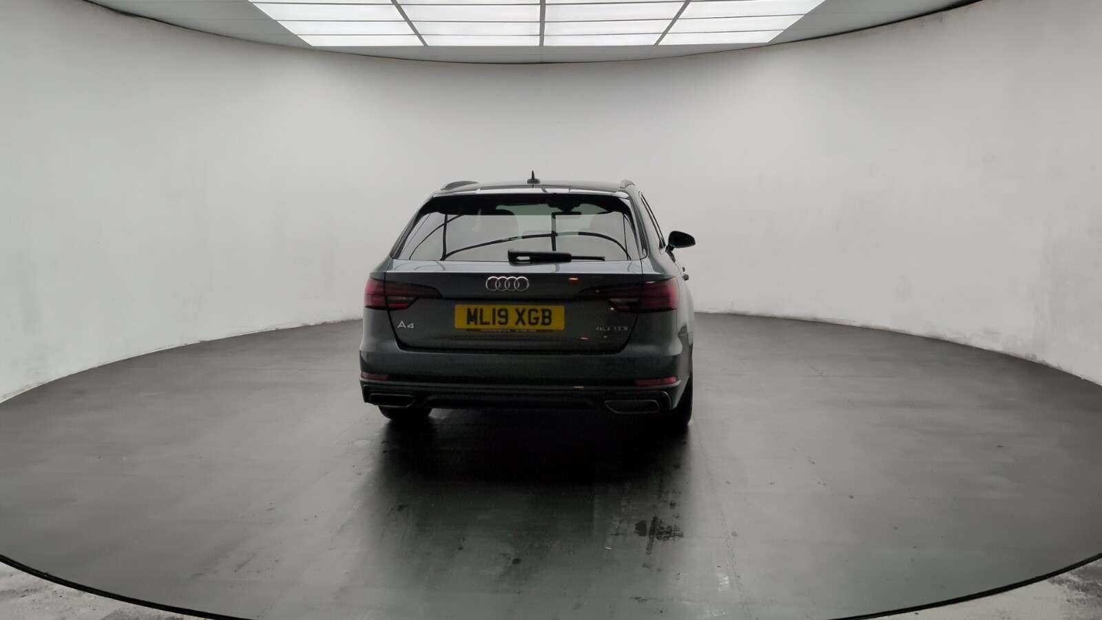 2019 AUDI A4 AVANT 2019 AUDI A4 AVANT