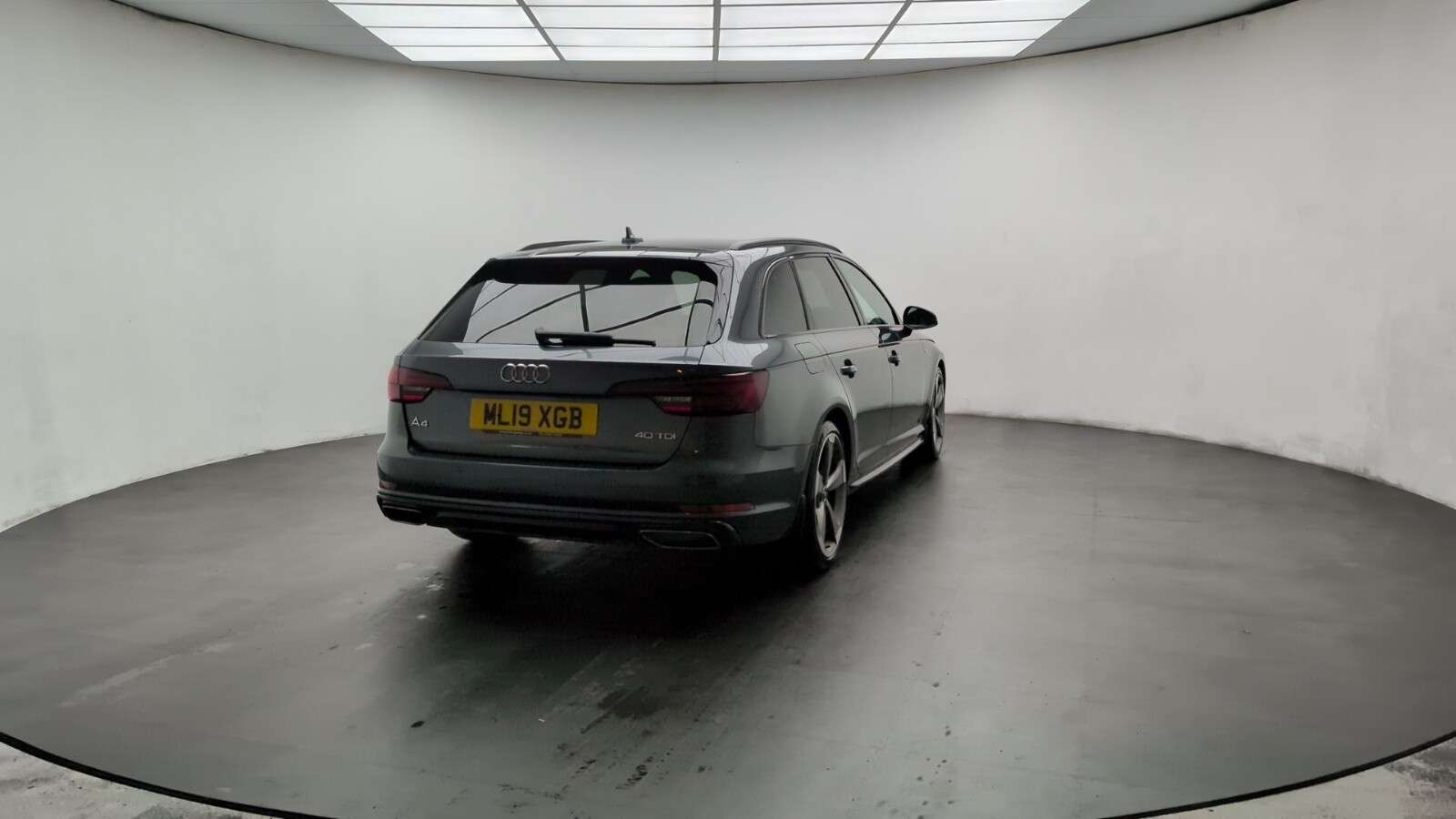 2019 AUDI A4 AVANT 2019 AUDI A4 AVANT