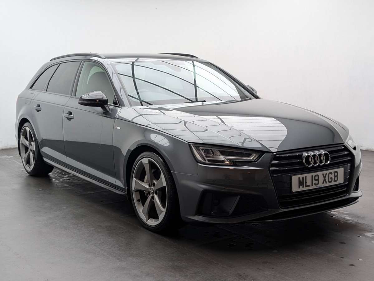 Check out this Audi A4 Avant 2019 Diesel Automatic